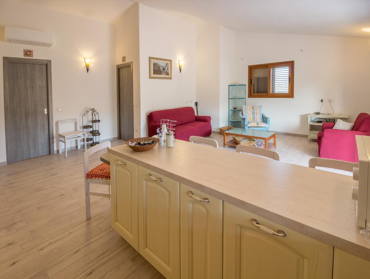 Molti Mari B&B Resort 奧爾比亞 外观 照片