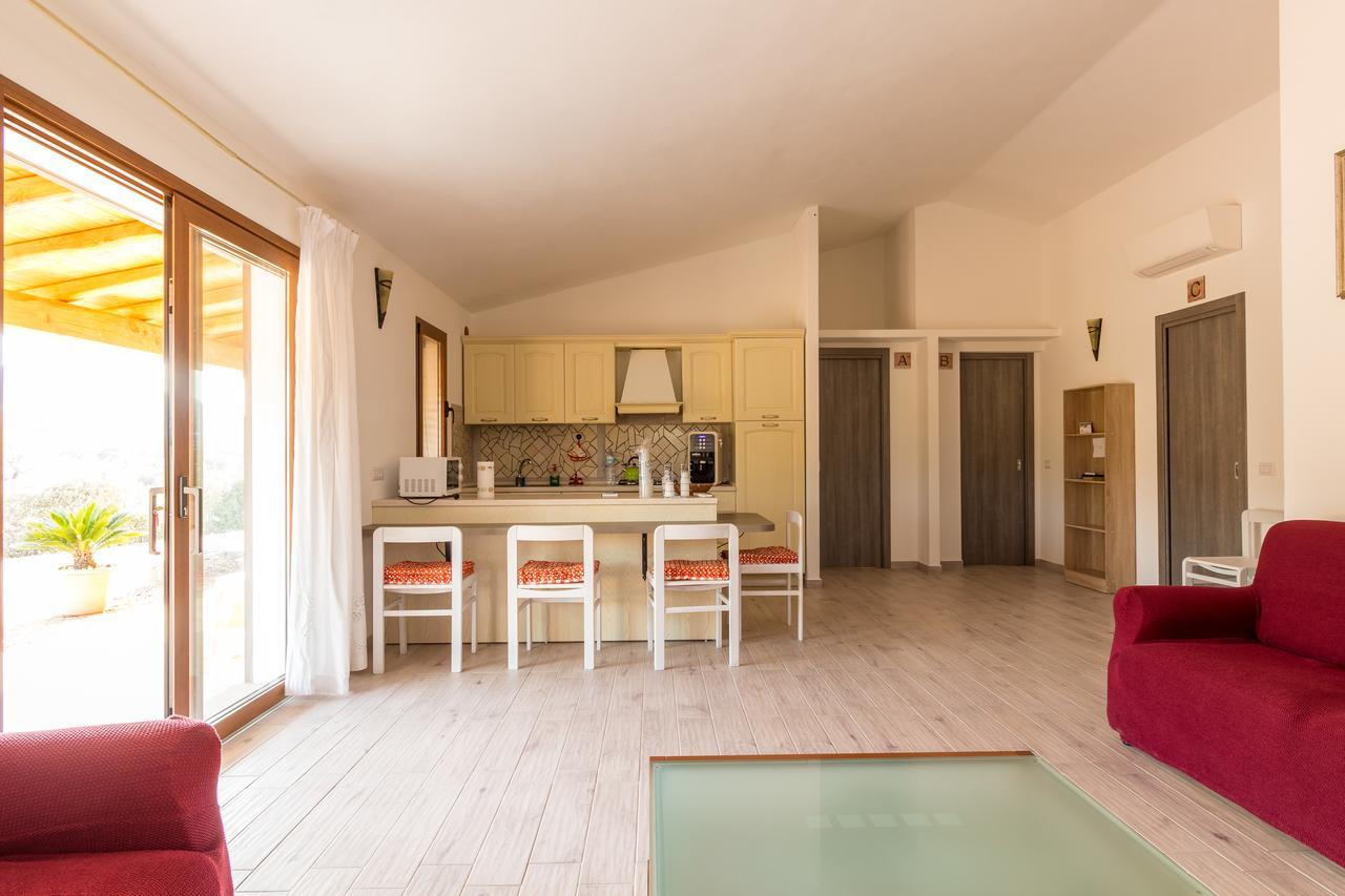 Molti Mari B&B Resort 奧爾比亞 外观 照片