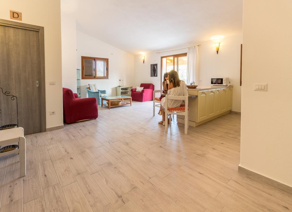 Molti Mari B&B Resort 奧爾比亞 外观 照片